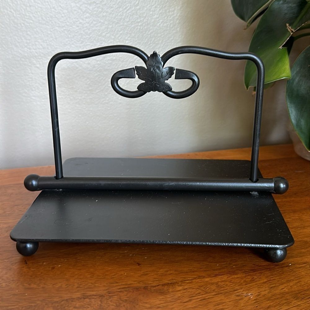 Longaberger Maple Leaf Wrought Iron Napkin Holder!